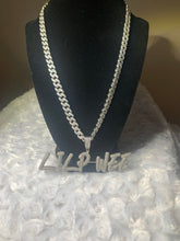 Load image into Gallery viewer, Custom Necklace with Name
